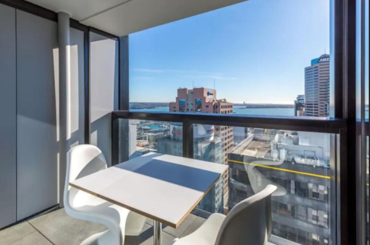 Modern 2 Bedroom Apartment 1 Minute To Skytower Auckland Exterior photo